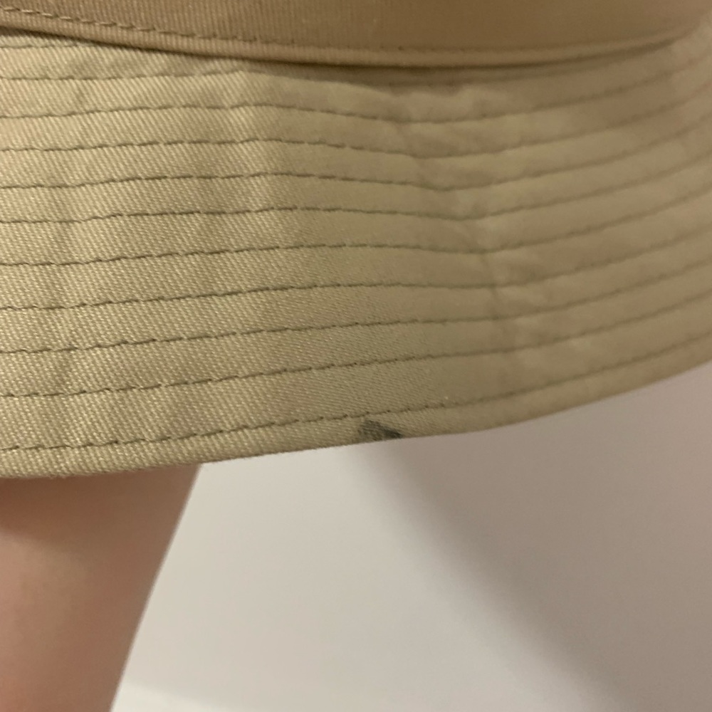 Burberry Vintage Bucket Hat - Picture 7 of 7